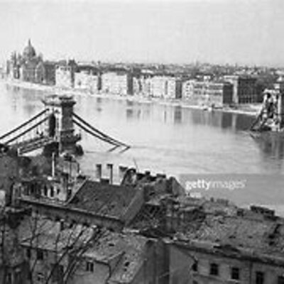 Timeline: Az átmenet évei, Magyarország 1945 - 1949