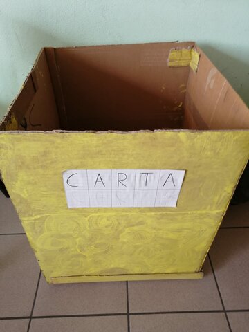 Il contenitore della carta!