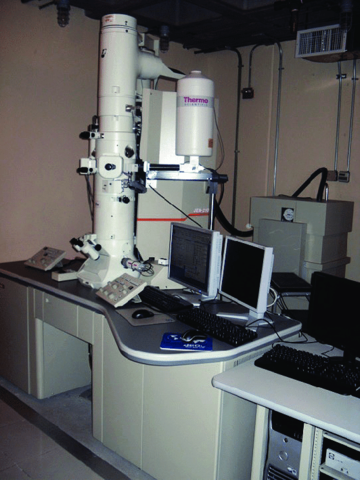 Microscopio electrónico de transmisión