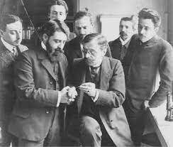 Alfred Binet, VIctor Henry