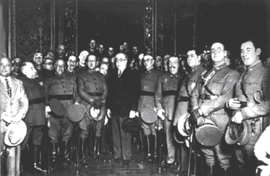 Reforma del ejército. Ley Azaña (comienzo en Abril)