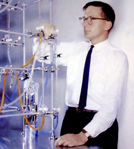 The “Silicon” transistor exceeds German speed. The fast switching germanium device  for the "CDC 1604" became the first commercially successful large-scale transistor machine.