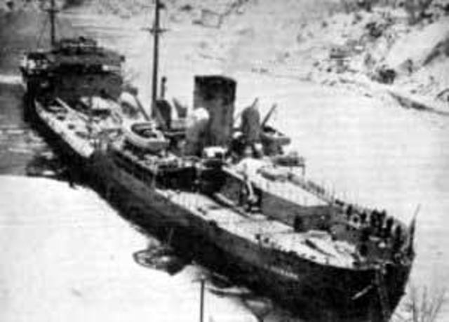 The British capture the Altmark from the Germans