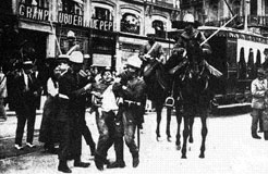 Triple crisis. Huelga general. Juntas militares. Asamblea parlamentaria.