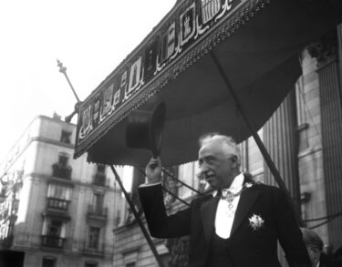 Constitución del Gobierno Presidido Provisional por Alcalá Zamora