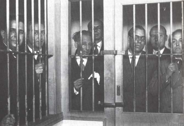 Revolución de octubre de Cataluña y Asturias.