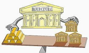 Ley Monetaria por la cual se desmonetiza el oro en el país.