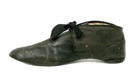 Timeline: 1800-1850 mens shoes