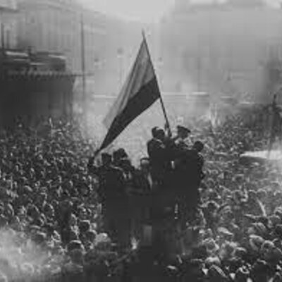 Timeline:  La Segunda República. La  Constitución de 1931. Política de reformas y realizaciones culturales.  Reacciones antidemocráticas.