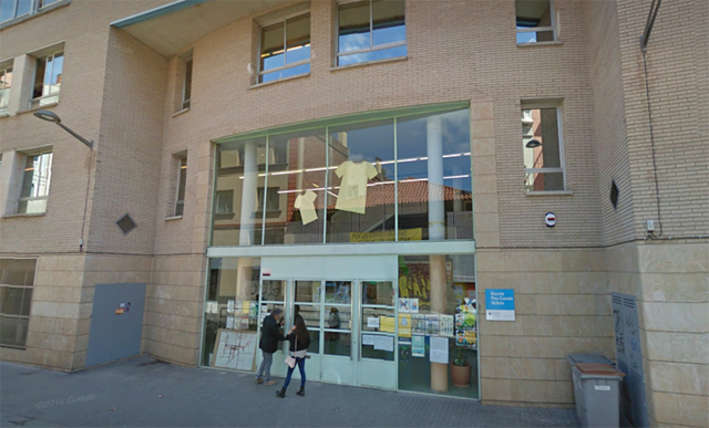 ENTRADA A LA PRIMARIA ( Pau Casals Gracia )