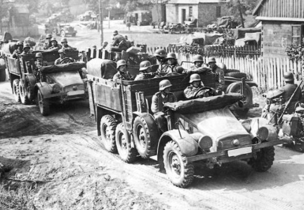 Gran Bretanya i França declaren la guerra a Alemanya.