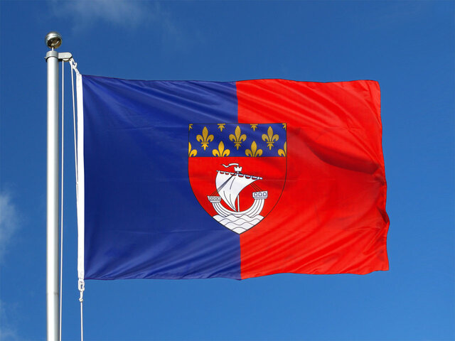 Es signa el tractat de París