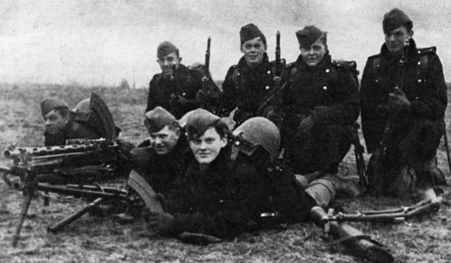 Els nazis envaeixen Dinamarca i Noruega.