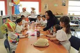 Primera educación, feminización del magisterio y amor maternal:  entre educar e instruir a los más pequeños