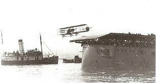 primer despegue desde un crucero