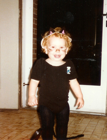 Loves cats and Halloween