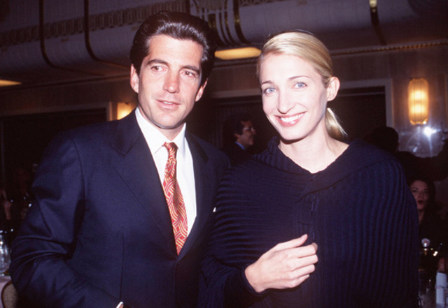 John Kennedy Jr and his wife plain disiper