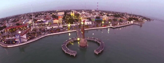 My mom, brothers and I traveled to Ciudad del Carme and we arrived at 10pm