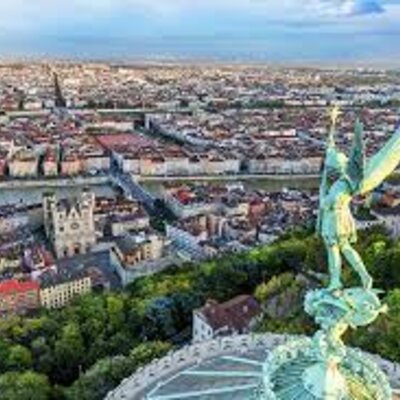 Timeline: Lyon: l'autre ville des Lumières.