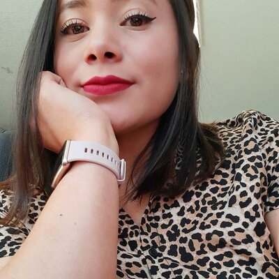 Timeline: Biografía estudiantil