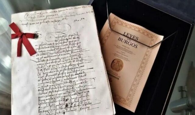 Se aprueban las Leyes de Burgos.