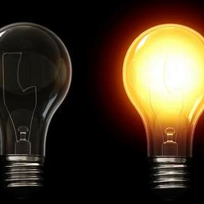 Timeline: Intensidad luminosa / María Navarro 10°B