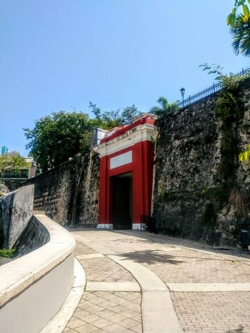 La villa de Caparra se muda para la isleta de San Juan