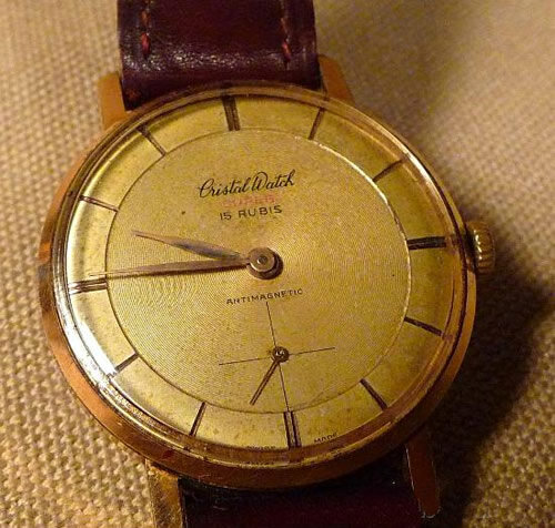 Primer reloj de cuarzo