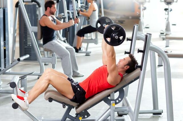 aparición de las máquinas de gimnasio