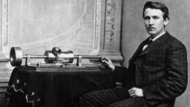 1877 Tin Foil Phonograph