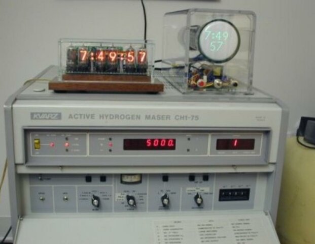 Hecho por Harold Lyons