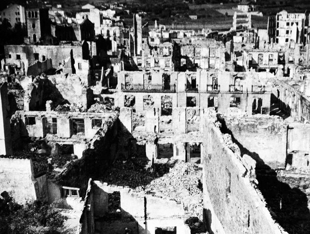 Bombardeo de Guernica por la Legión Condor alemana