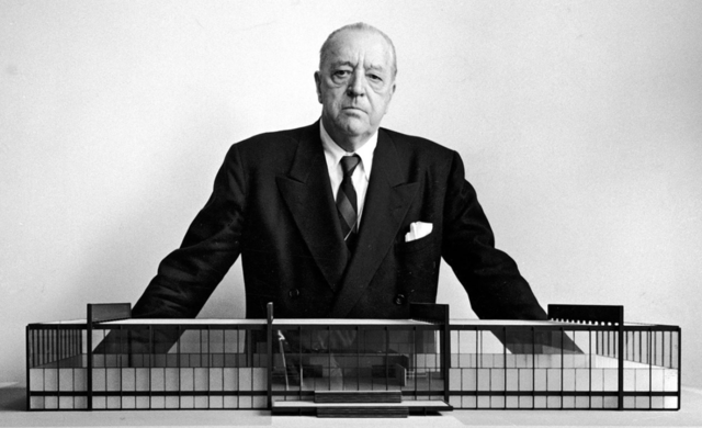 Mies van der Rohe (1886-1969)
