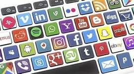 Timeline: REDES SOCIALES