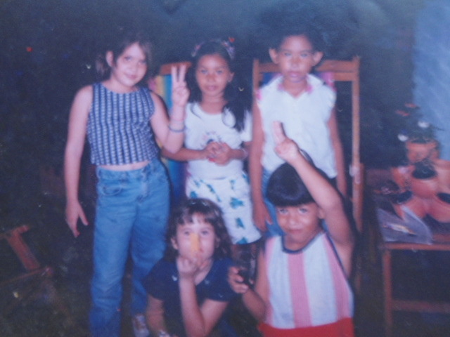 mi primer recuerdo de mis amigas =)