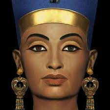 El Kohl, primer tratamiento de salud y belleza