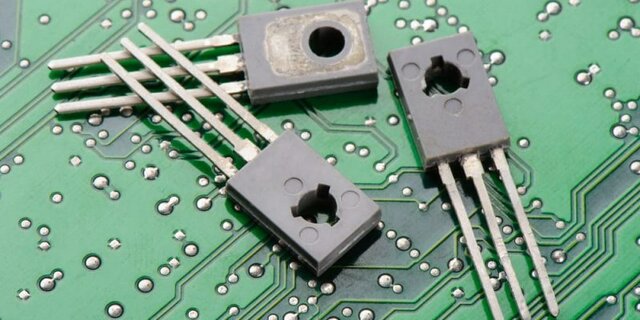Creación del transistor