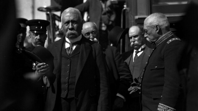 Renuncia Porfirio Díaz