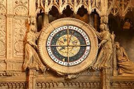 Reloj mecánico con campanas