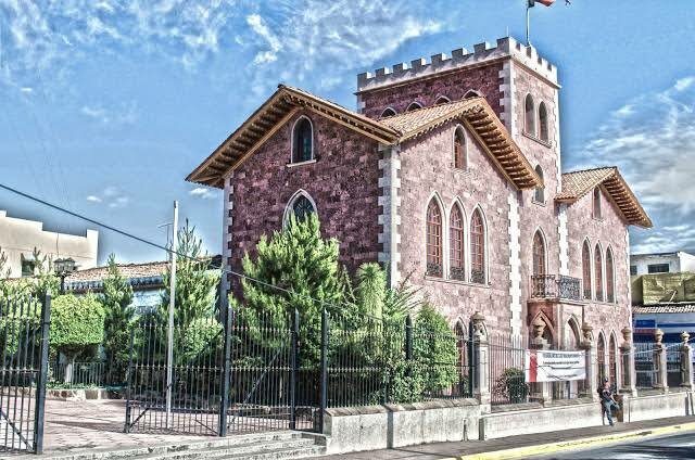 Fundó el primer colegio Guadalupano