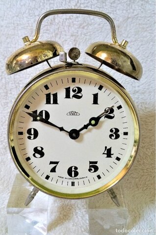 Reloj mecánico con campanas