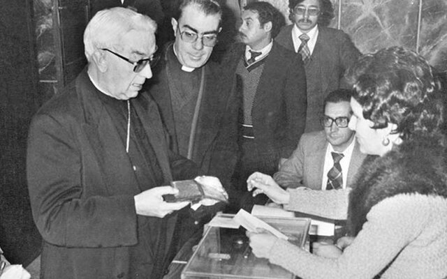 Pastoral de todos los obispos apoyando el nuevo régimen de Franco.