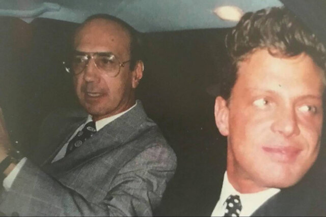 La muerte del hombre detrás de Luis Miguel.