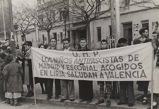 Traslado del gobierno republicano a Valencia