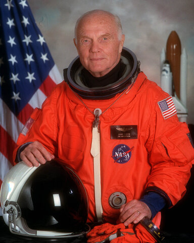 First man to orbit Earth by US