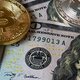 Evolucion dinero banca bitcoin dolar