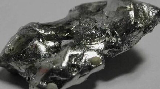 utilización del irido  para la cinta métrica