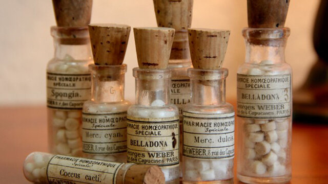 MEDICINA HOMEOPATIA (medicina alternativa)