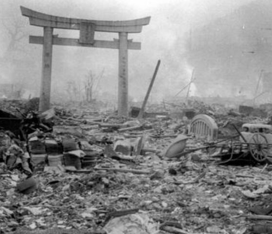 Bombardeos Atómicos