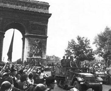 París tira fora als nazis.